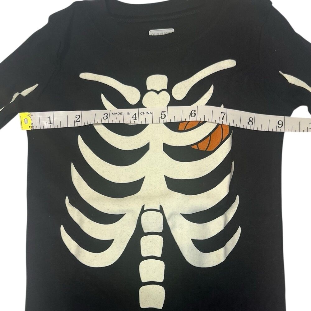 Old Navy Baby Skeleton Pajamas 6-12M Glow in Dark NWT 2 Piece Cotton Halloween - Picture 5 of 12
